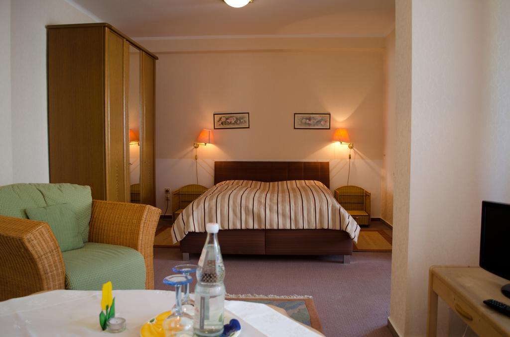 Bed and Breakfast Haus Helvetia Bad Orb Pokoj fotografie